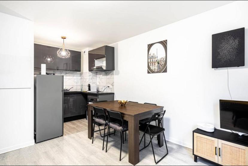 Jolie 2 Pieces A Aubervilliers Apartment Bagian luar foto