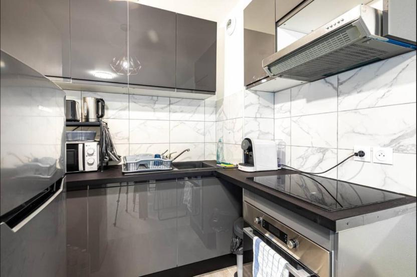 Jolie 2 Pieces A Aubervilliers Apartment Bagian luar foto